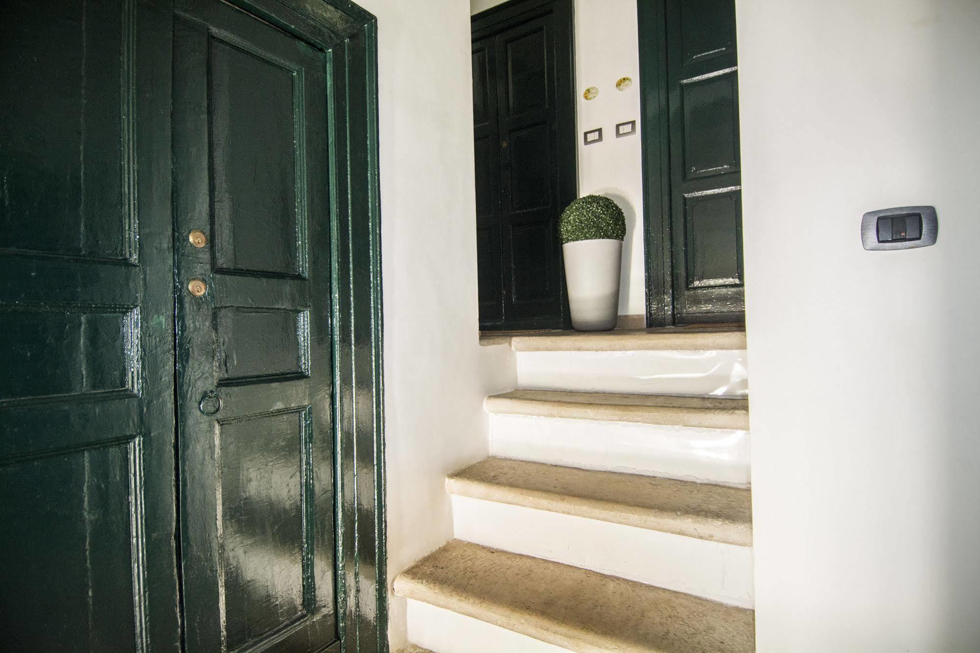 Terra Del Sole Bed and Breakfast Trani Eksteriør billede